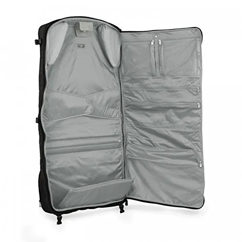 Briggs & Riley Baseline Compact Tri-Fold Garment Bag