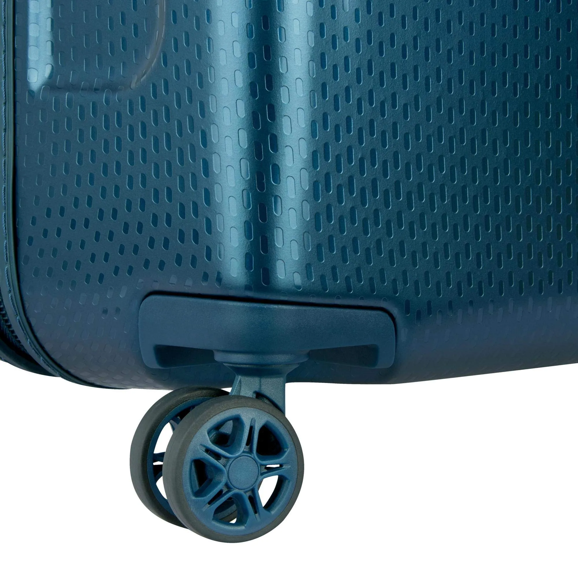 DELSEY Paris Turenne 25" 4-Wheel Medium Luggage