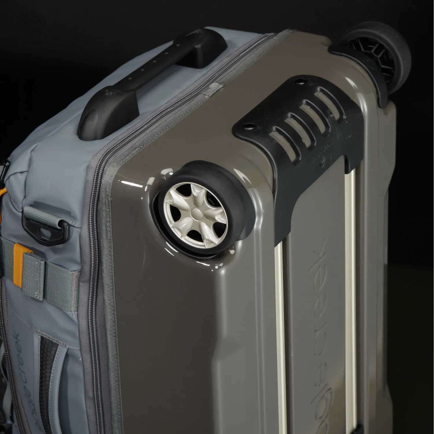 Eagle Creek Exploration Series 22" 2-Wheel Carry-On Luggage