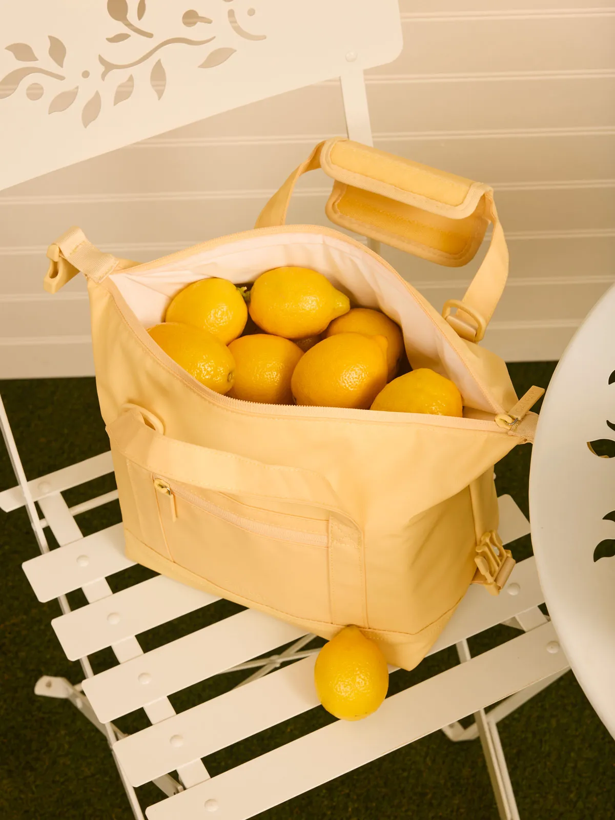 Insulated 8L Soft-Sided Cooler