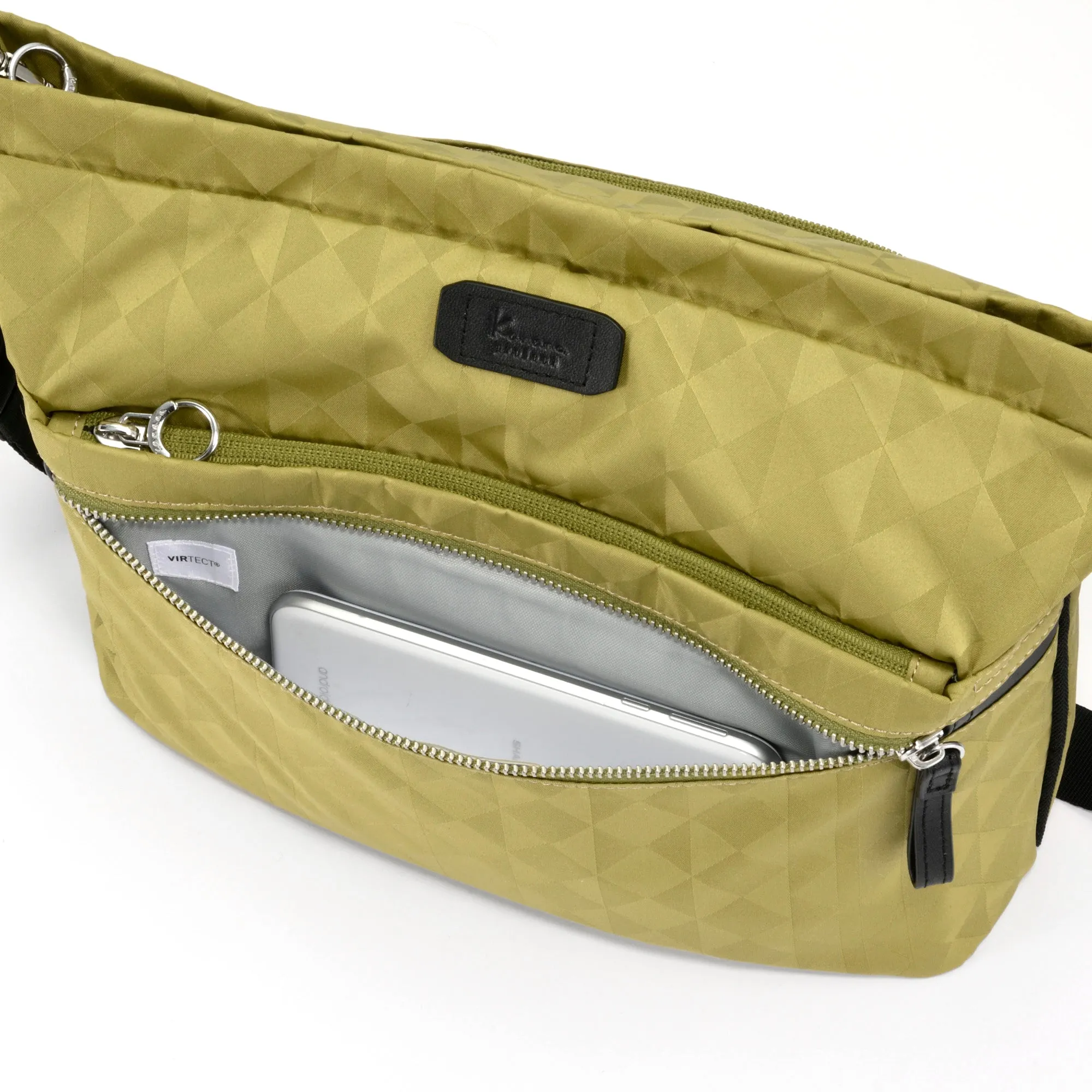 Kanana MONOGRAM 3rd Crossbody Medium