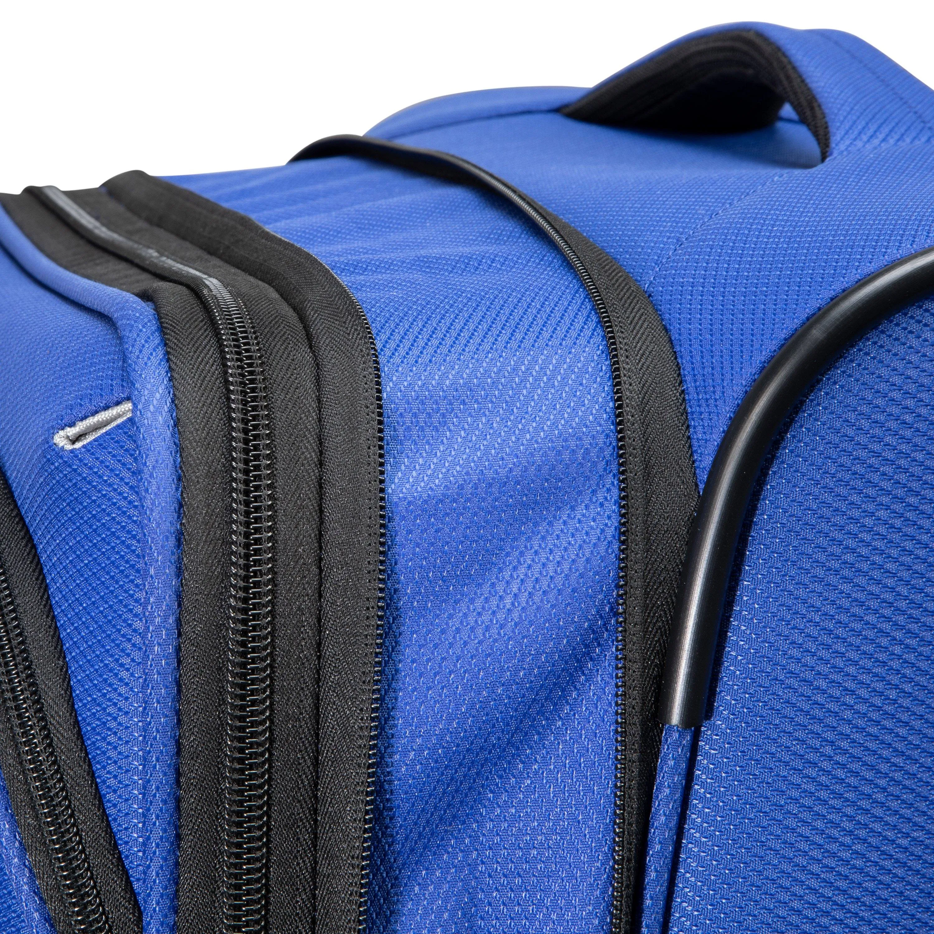 Skyway Mirage 3.0 24" 4-Wheel Medium Luggage
