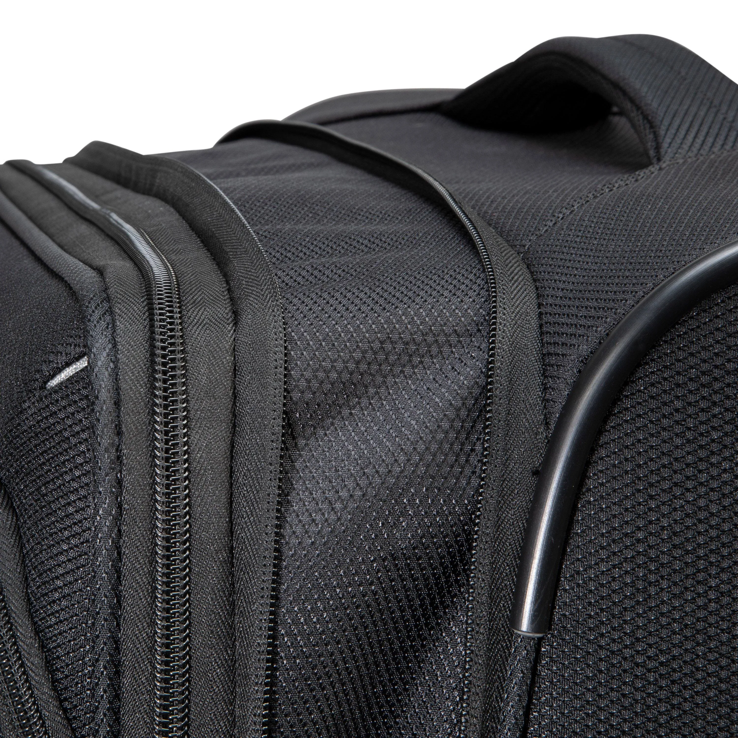 Skyway Mirage 3.0 28" 4-Wheel Large Luggage
