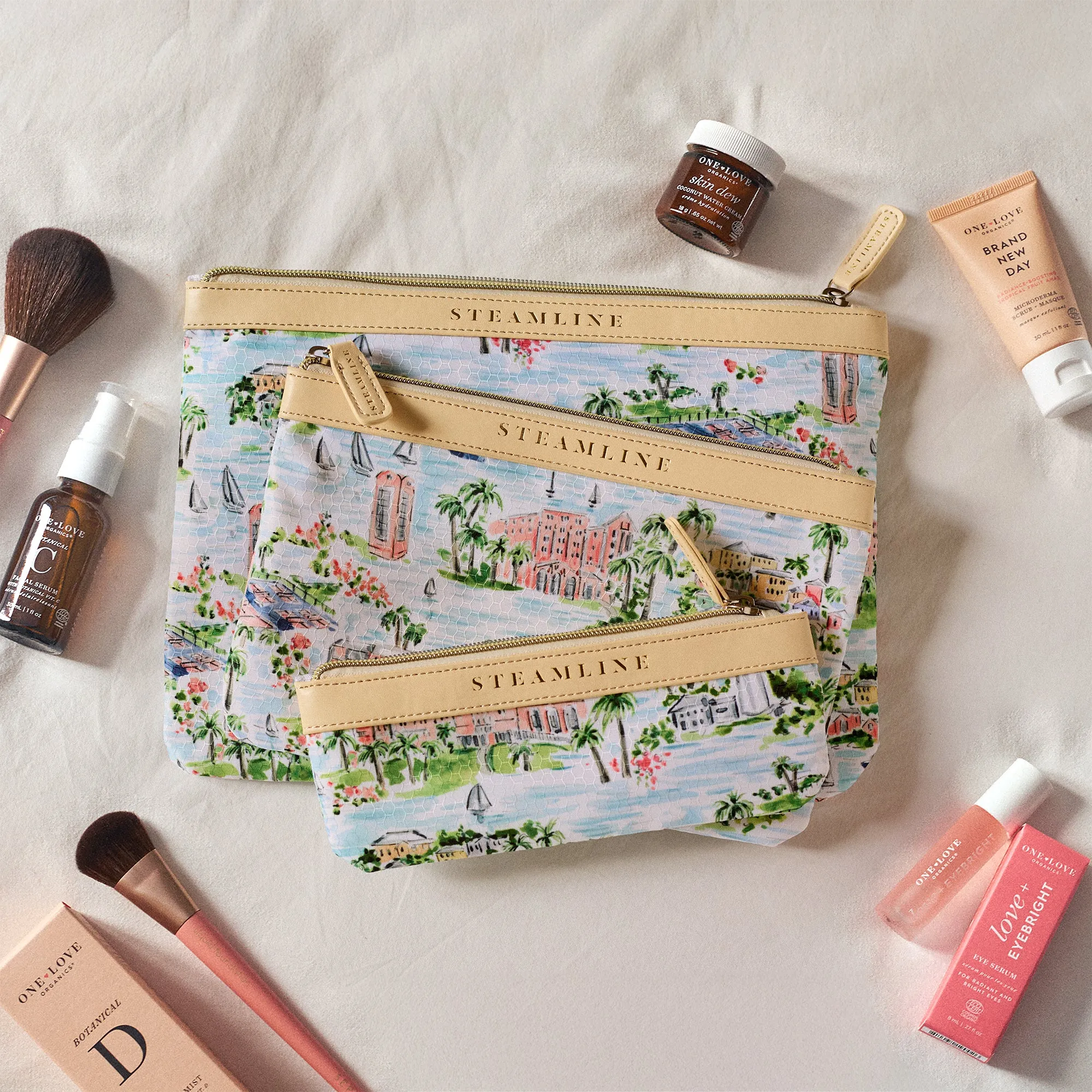 The Hamilton Princess Bermuda x SteamLine - Cosmetic Case Set