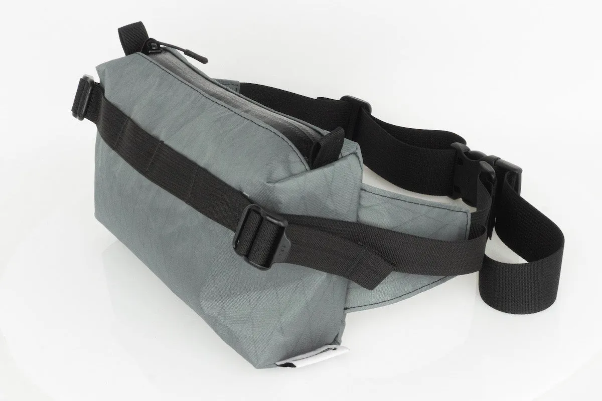 XPac Lil Guy Fanny Pack: 1.6L