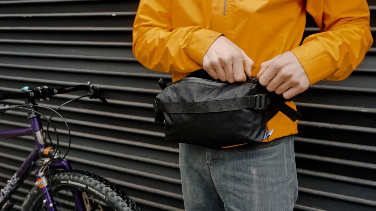 XPac Lil Guy Fanny Pack: 1.6L