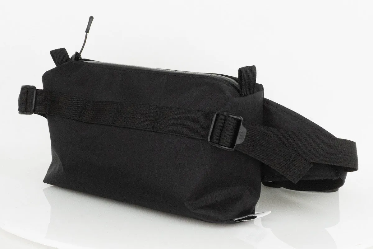 XPac Lil Guy Fanny Pack: 1.6L